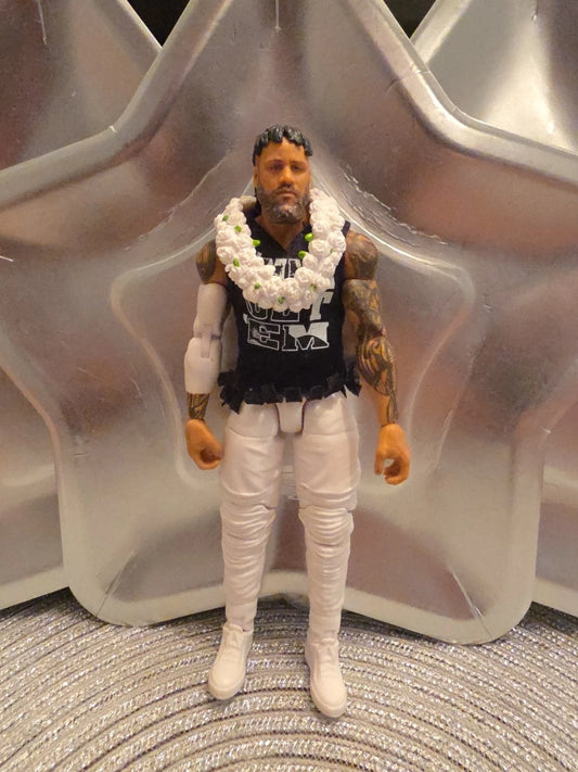 WWE Elite Jey Uso Series 90 Wrestling Action Figure: "I'm A Get Em" Gear