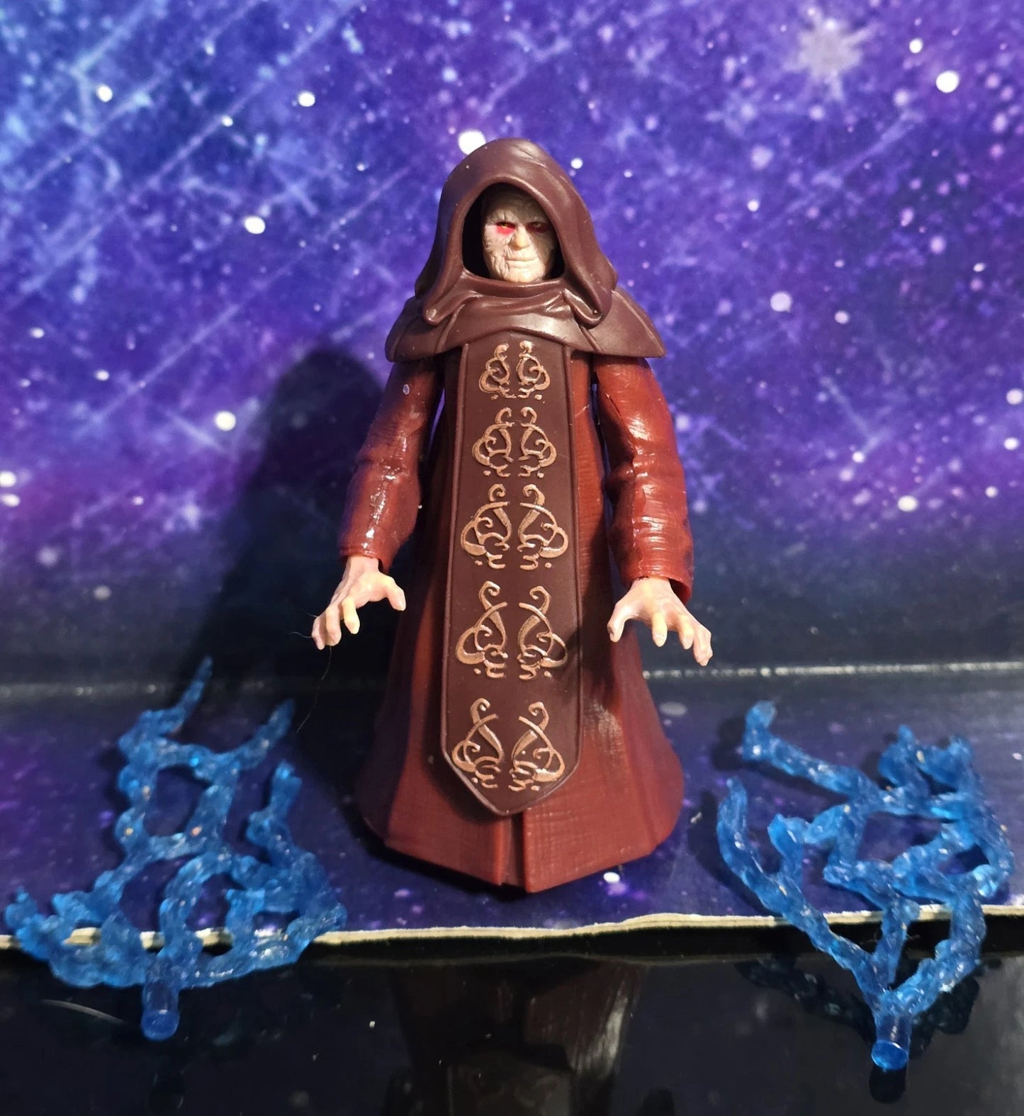 Star Wars ROTS Emperor Palpatine with Force Lightning Action Figure 3.75
