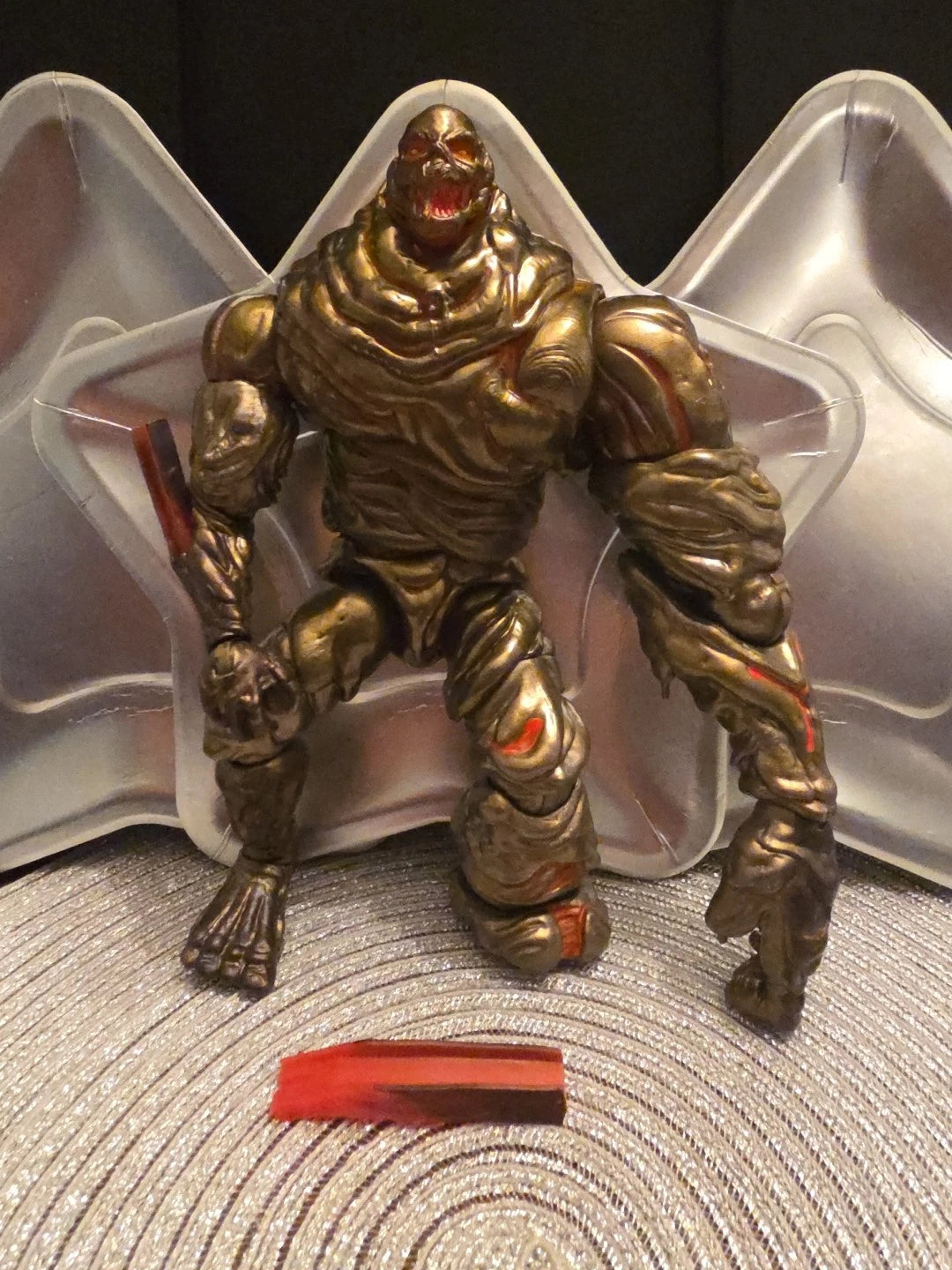 Hasbro Marvel Legends Spider-Man - Molten Man 9" Build a Figure Action Figure