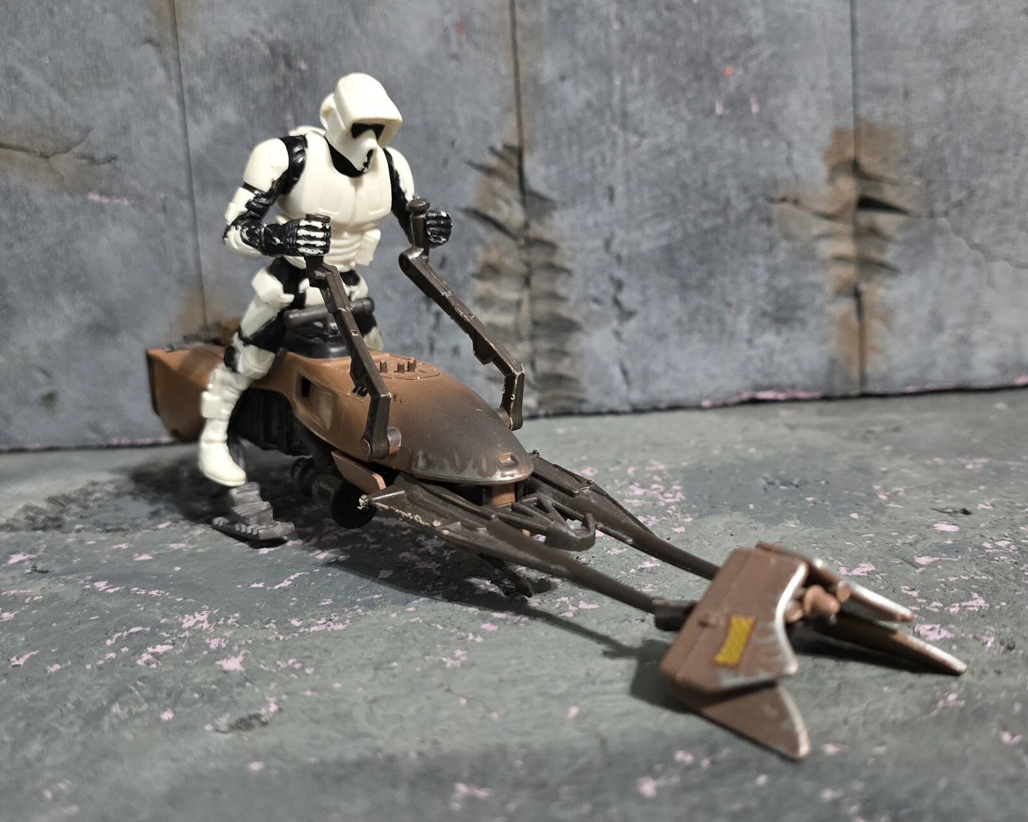 Star Wars 1995 Power Of The Force Imperial Speeder Bike w/ Biker Scout Pre-owned