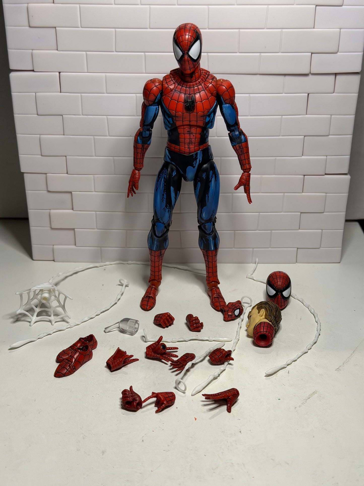CT Toys No. 185 Spider-Man 1/12 Scale Action Figure – Loose w/ Repairs
