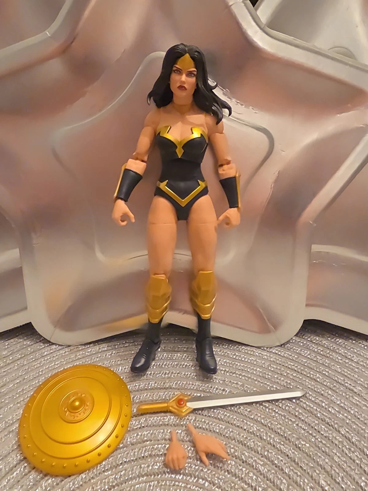 Marvel Legends Squadron Supreme Power Princess 6" Action Figure Complete