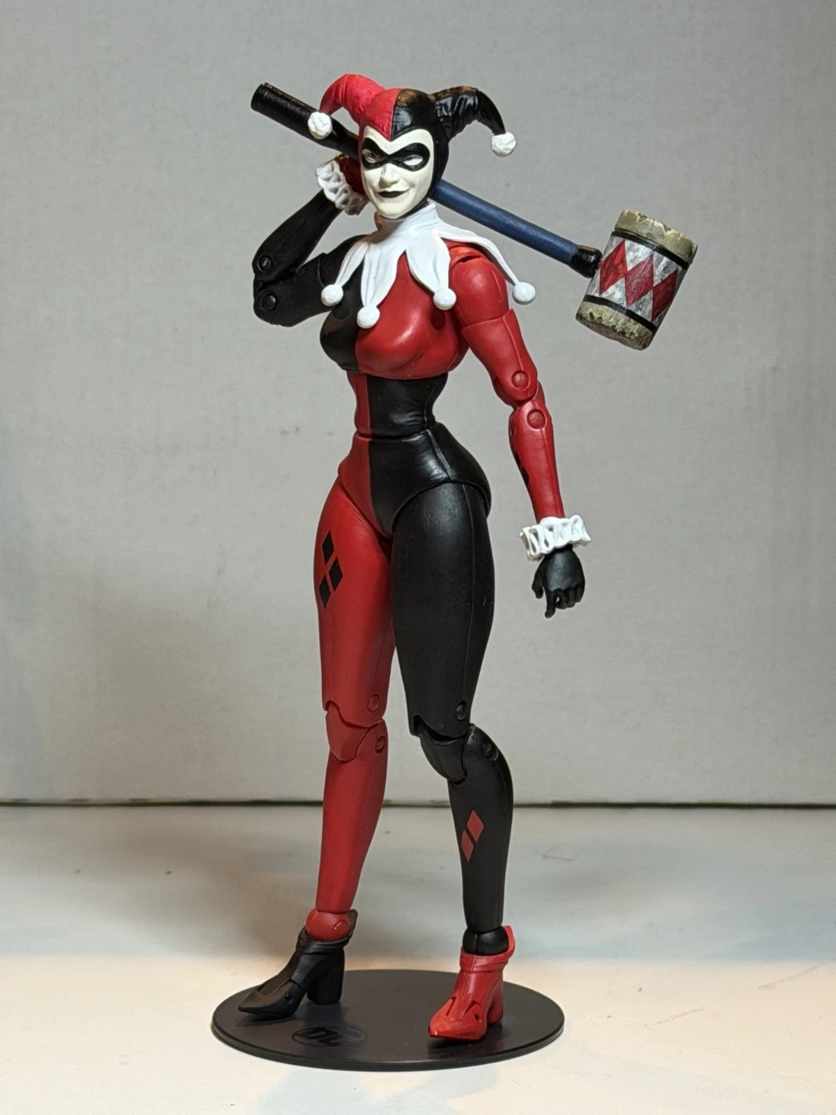 Custom Harley Quinn McFarlane DC Multiverse Batman Hush Comic Mezco Head