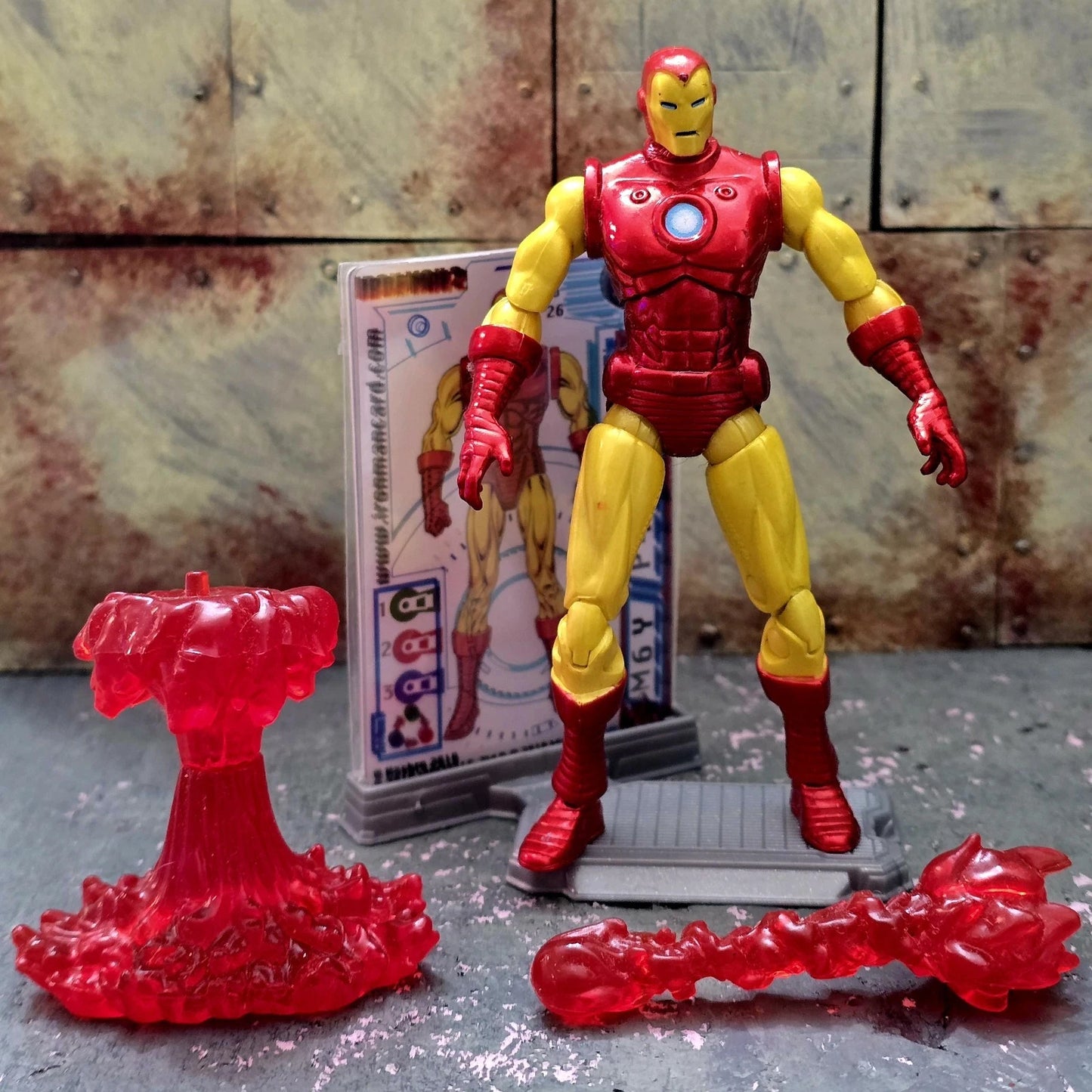 Hasbro: IRON MAN 2 Comic Series ~ Blast Off Figure Stand ~ 4" Figure ~ 2010