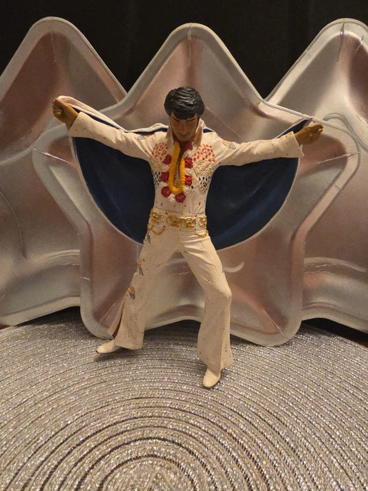 2008 McFarlane Toys Music Rock N Roll - The King - Aloha Elvis 7" Action Figure