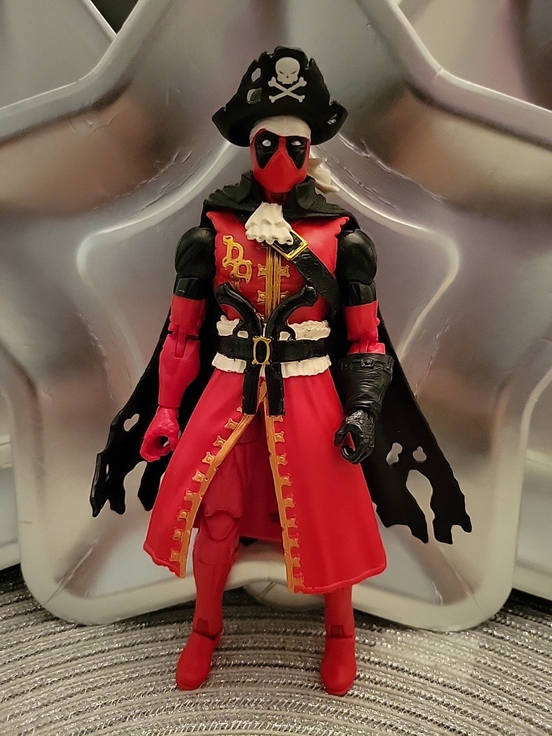 HASBRO MARVEL LEGENDS PIRATE DEADPOOL FIGURE LOOSE