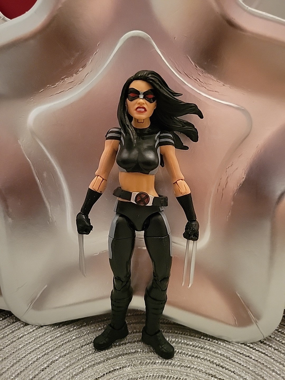 X-Force X-23 Marvel Legends Action Figure Sasquatch Wave Hasbro