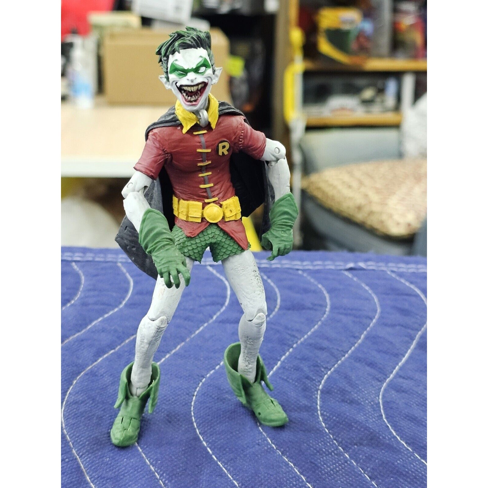 Crow Robin DC Mcfarlane Multiverse Of Earth 22 Merciless Baf Wave Smirk Variant