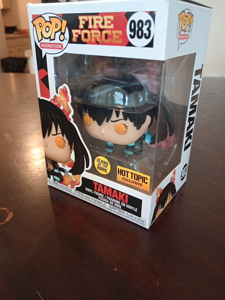 Fire Force Tamaki Funko Pop 983 Glows in the Dark